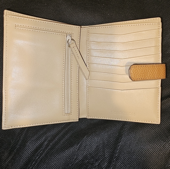 NORDSTROM Tan Soft Leather Wallet - Picture 1 of 9